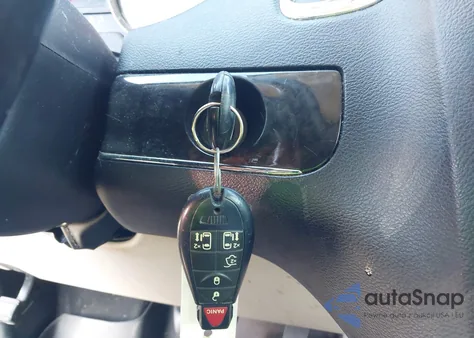 2012 Chrysler Town & Country Touring from USA, damaged, VIN 2C4RC1BG3CR375597